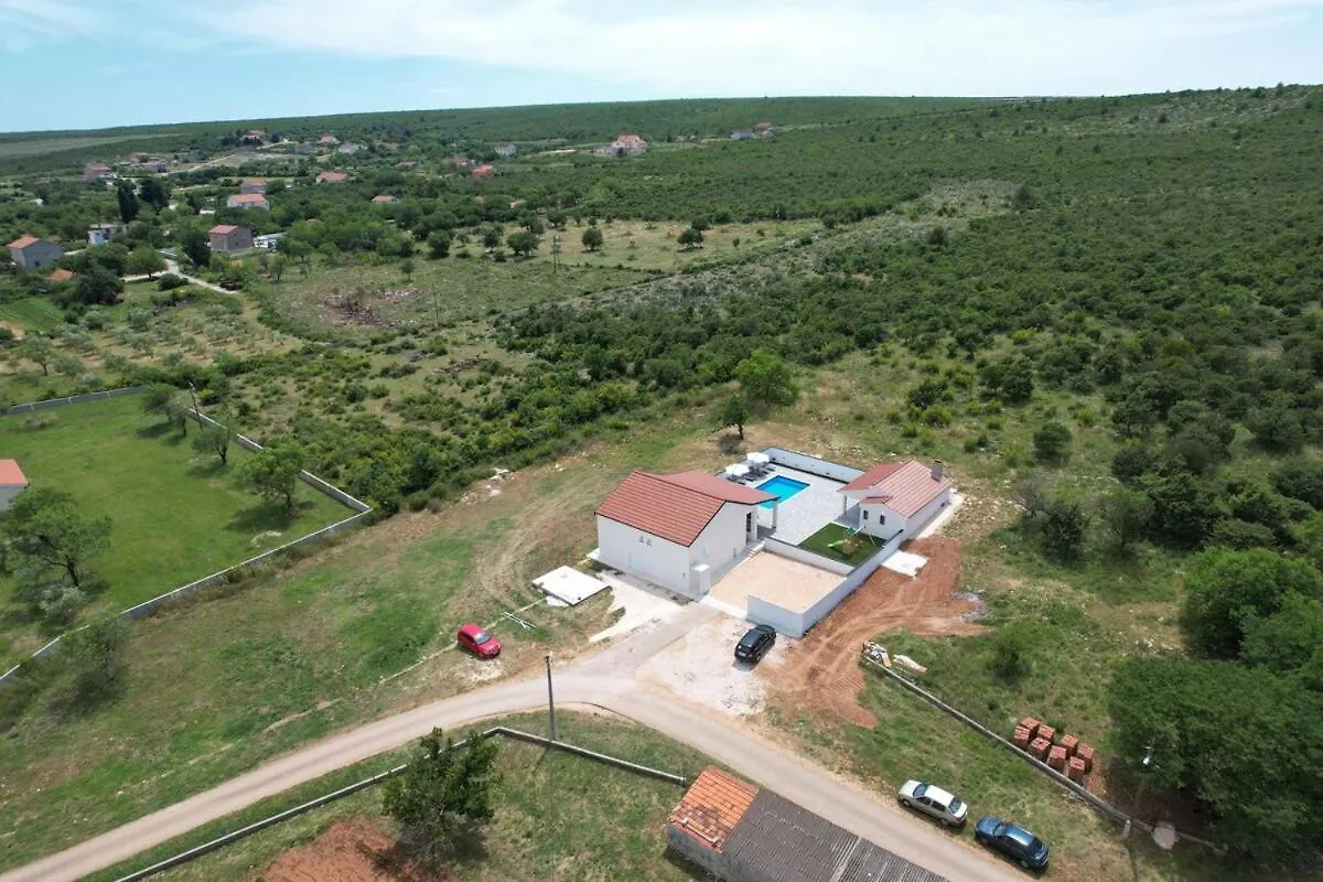 Villa Ante With Private Pool Donje Rastane 0*,